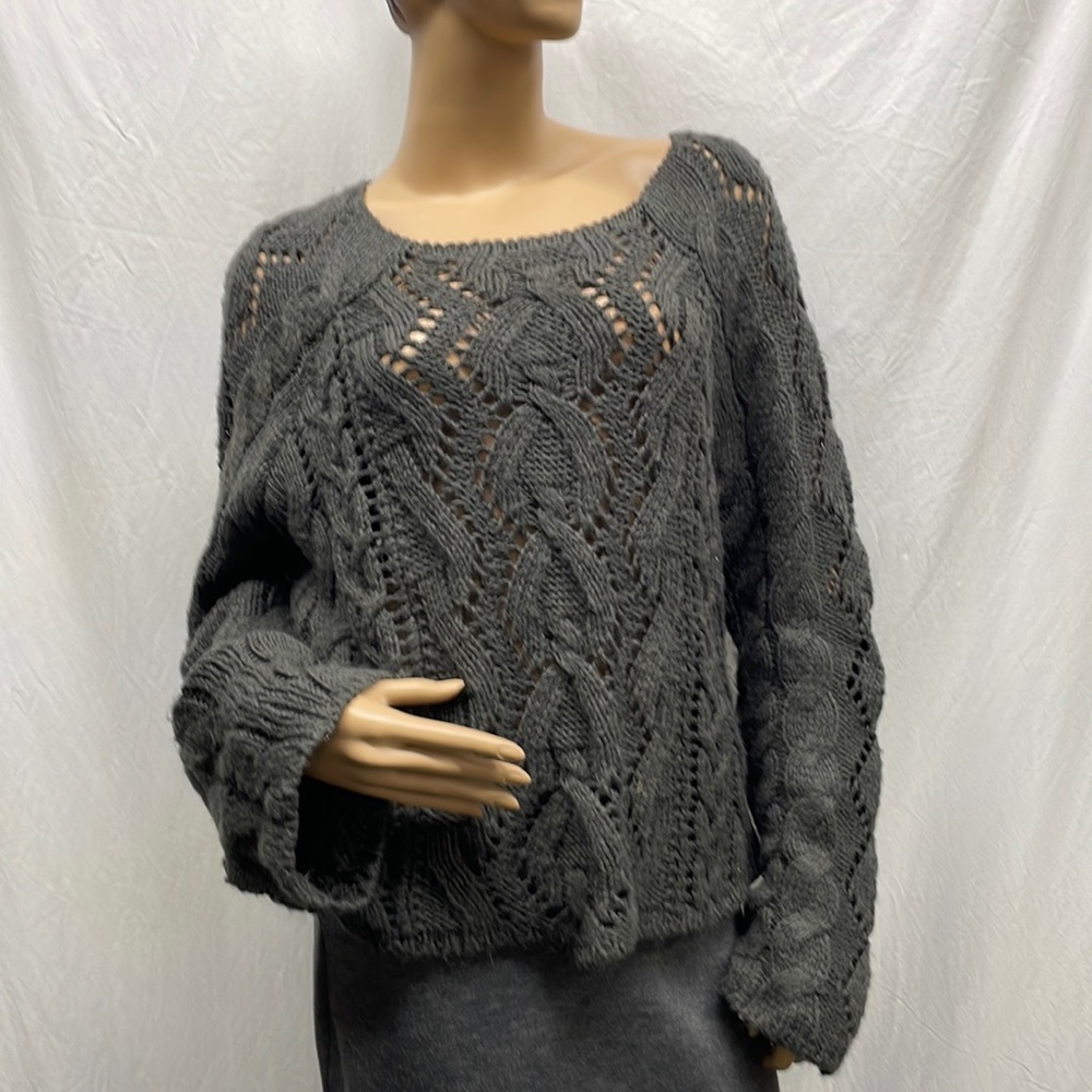 Allen B. Women's Gray Knit Pullover Sweater